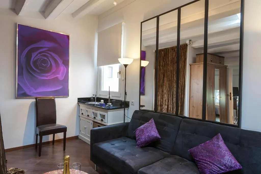 Aparthotel El Petit Palauet Canet de Mar